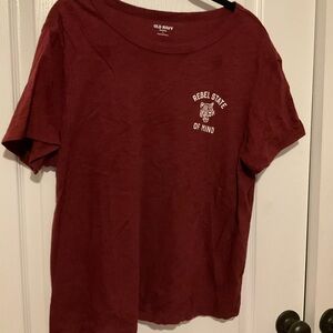 Old Navy Burgundy Graphic Tee